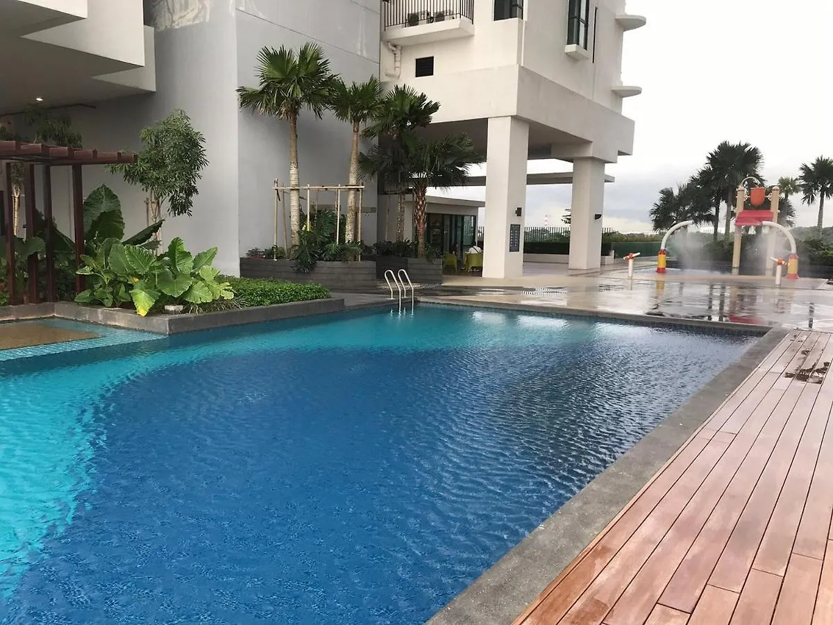 Southkey Mosaic-1 Min To Midvalley Apartment Johor Bahru
